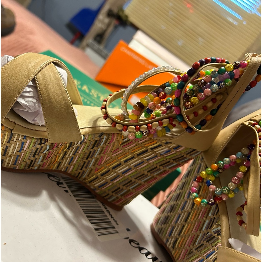 NWT Women’s wedges. Size 8
